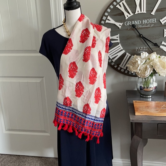 Vineyard Vines silk and cotton scarf/wrap EUC - Picture 5 of 12